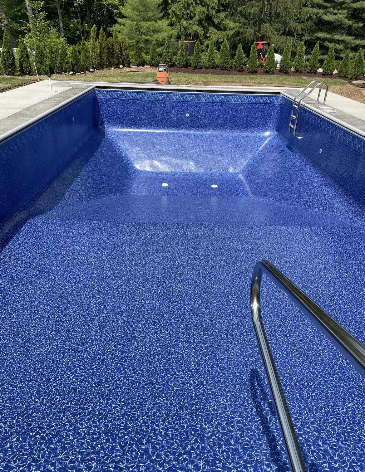 Read more about the article Pool Liner Replacement