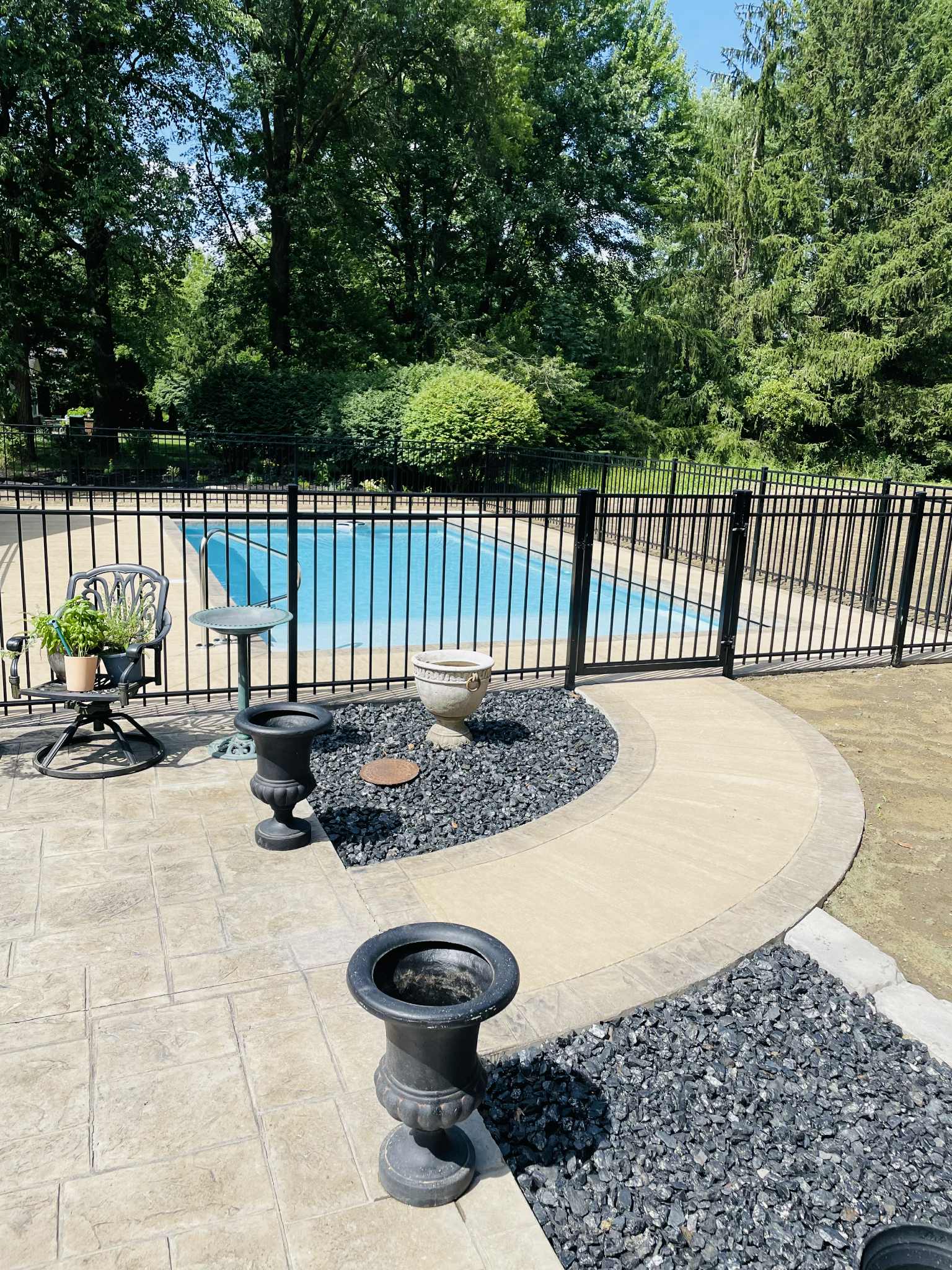 Read more about the article In Ground Pool with Fence